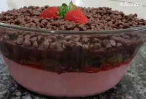 Mousse de Morango fácil, rápido e barato!