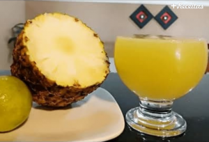 Suco de abacaxi com limão