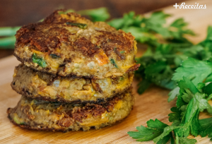 Hamburger de brócolis e grão de bico